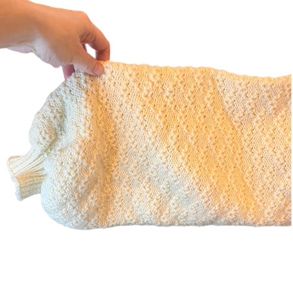 Hand Crafted Oversized & Slightly Cropped Cream Sweater with Balloon Sleeves - Picture 7 of 12